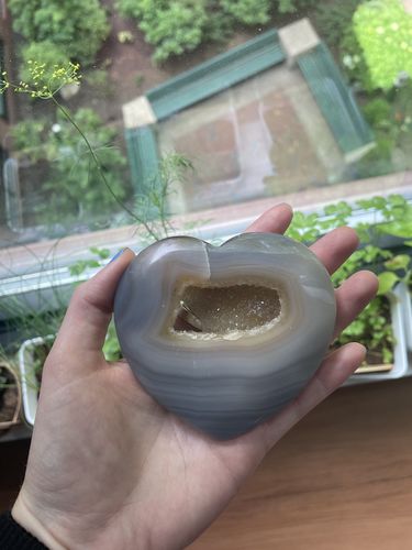 Customer photo review of Medium Agate Hearts w/ Druzy- Choose Your Style 💎