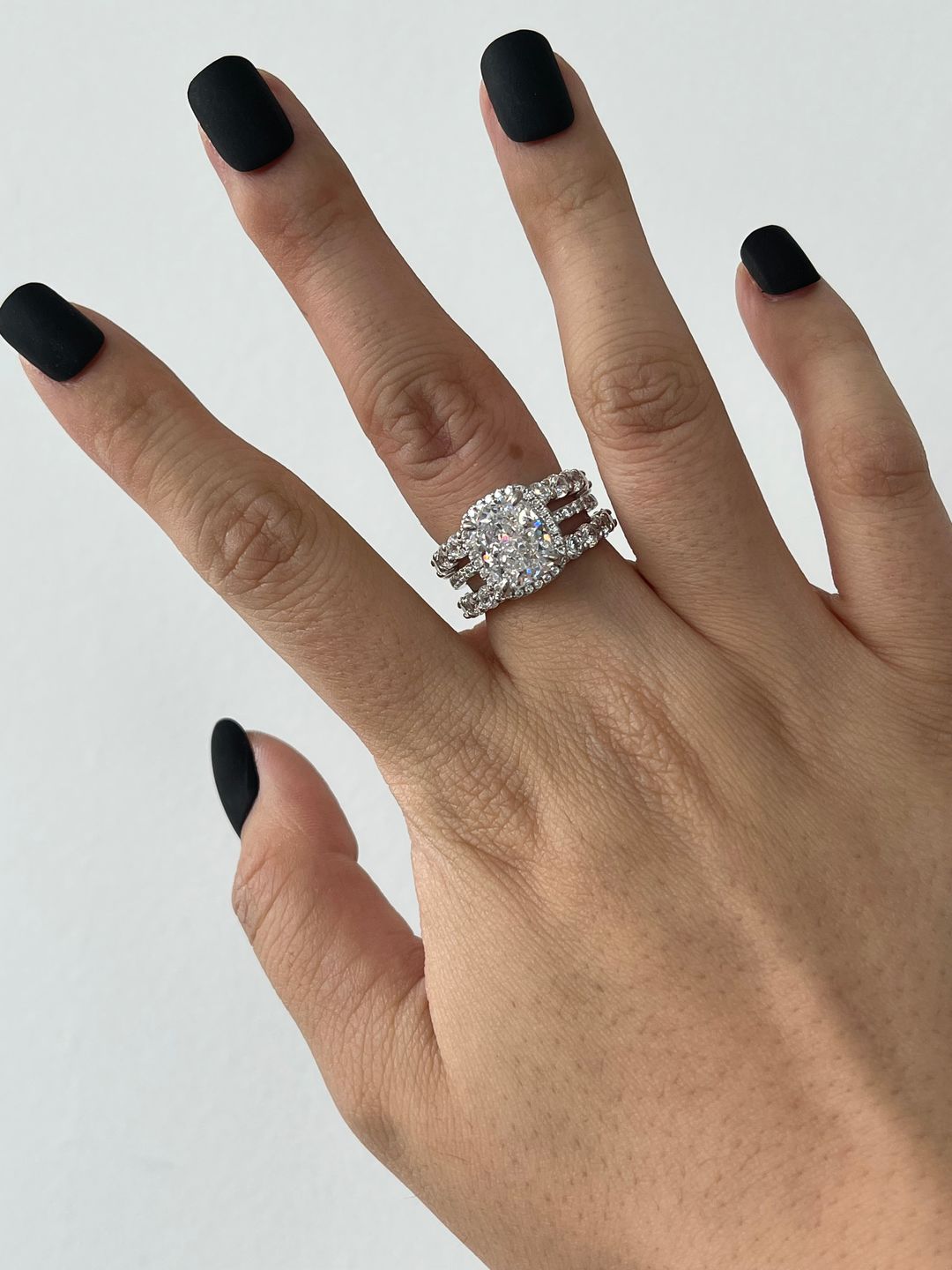 Customer photo review of S925 Gorgeous Halo 4.0Ct Cushion Cut Women's Wedding Set In Sterling Silver