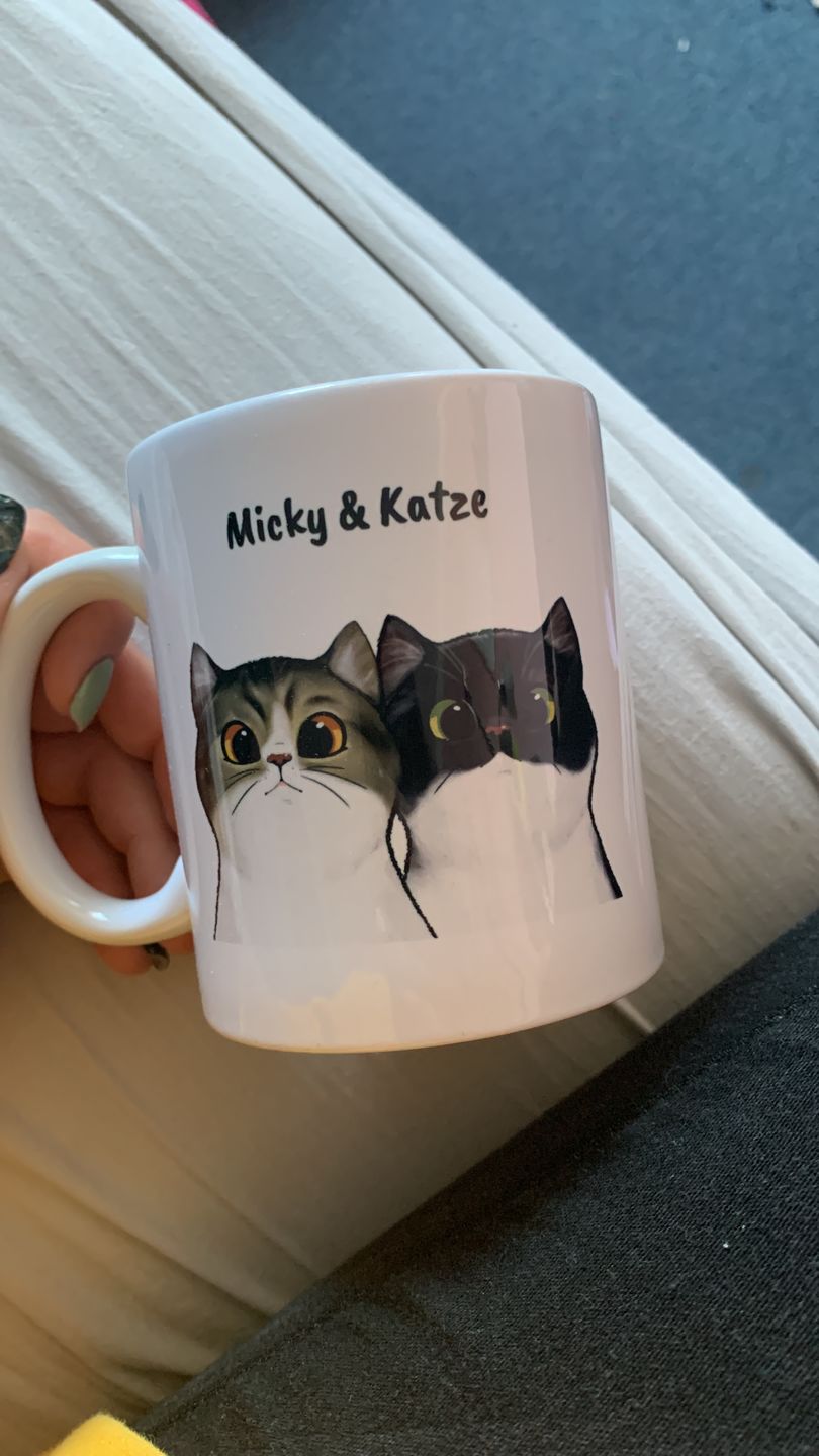 Customer photo review of Neugierige Katzen - Individuelle Tasse