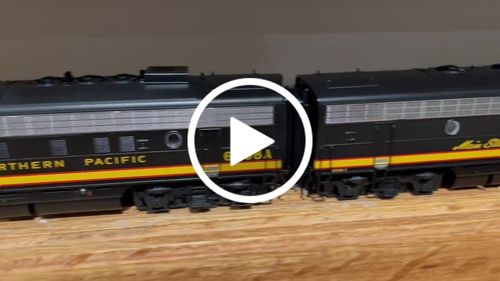 Customer video review of BLI 6689 EMD F7B, NP 6008C, Pine Tree Scheme, Paragon4 Sound/DC/DCC, HO