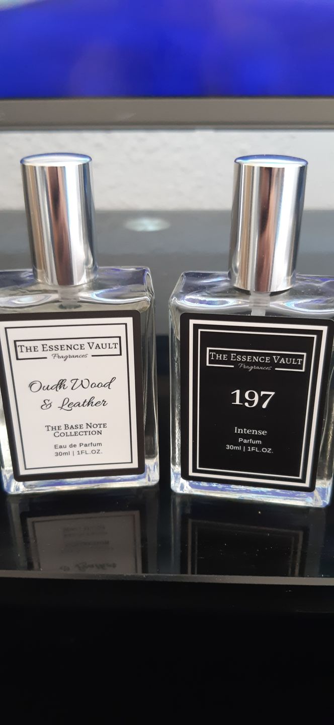 Customer photo review of Oudh Wood & Leather Eau De Parfum