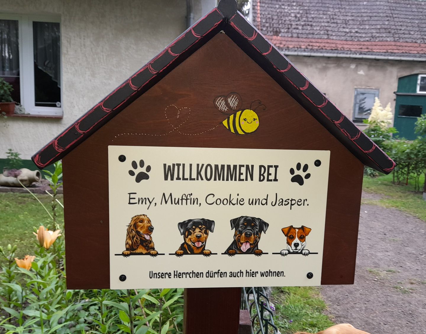 Customer photo review of Spähende Haustiere - Individuelles Türschild