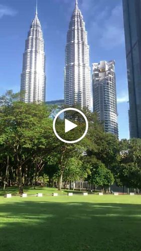 Customer video review of 18oz Metallic Ace Bottle 530ml