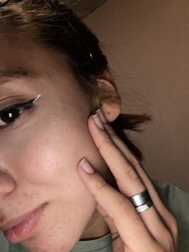 Customer photo review of Delineador de ojos Blanco