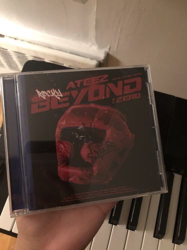 Customer photo review of ATEEZ Japanese 2nd Mini Album - Beyond : Zero