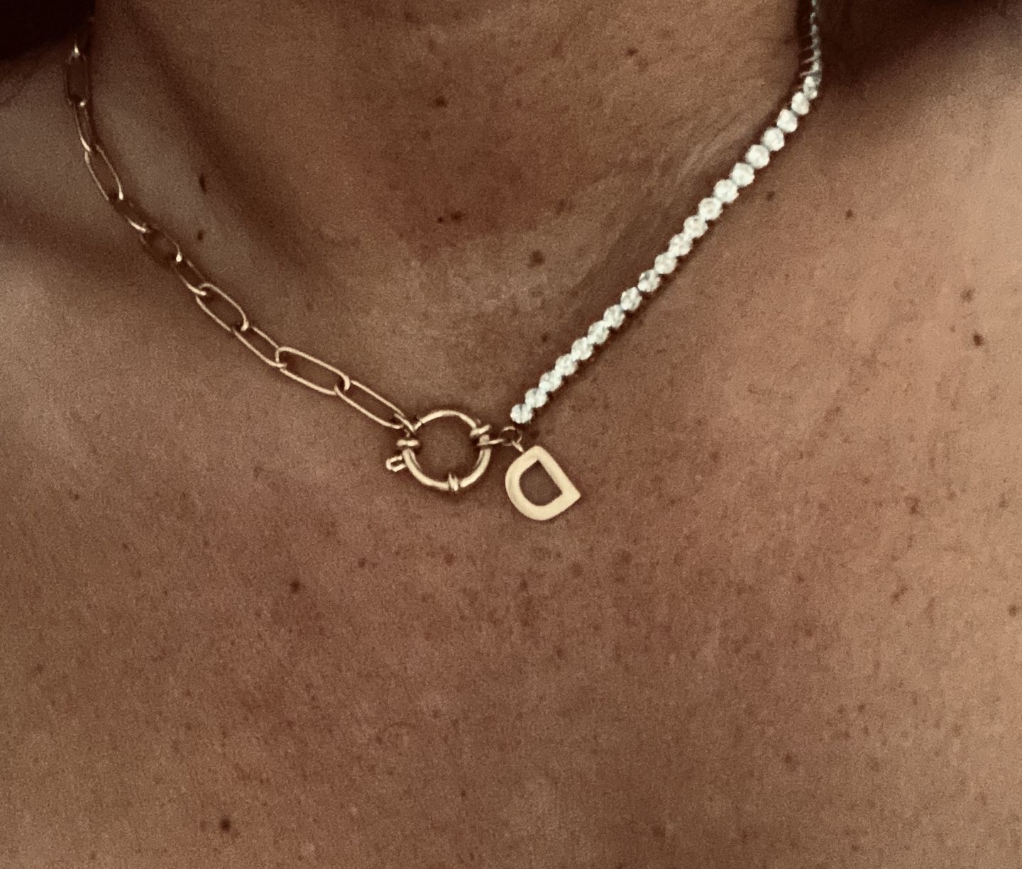 Customer photo review of Tennis Letter Halskette | 18K vergoldet