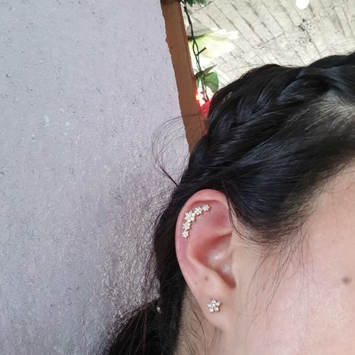Customer photo review of Set de Flores y Zirconias