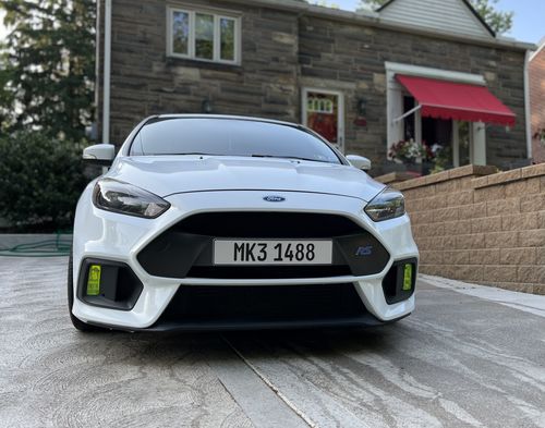 Customer photo review of Ford Focus RS MK3 Fog Light Armour