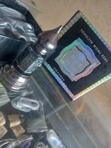 Customer photo review of Black And Silver | Premium Attars | 12ml