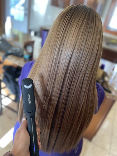 Customer photo review of Designline Flat Iron 1.25" Powered by Croc
