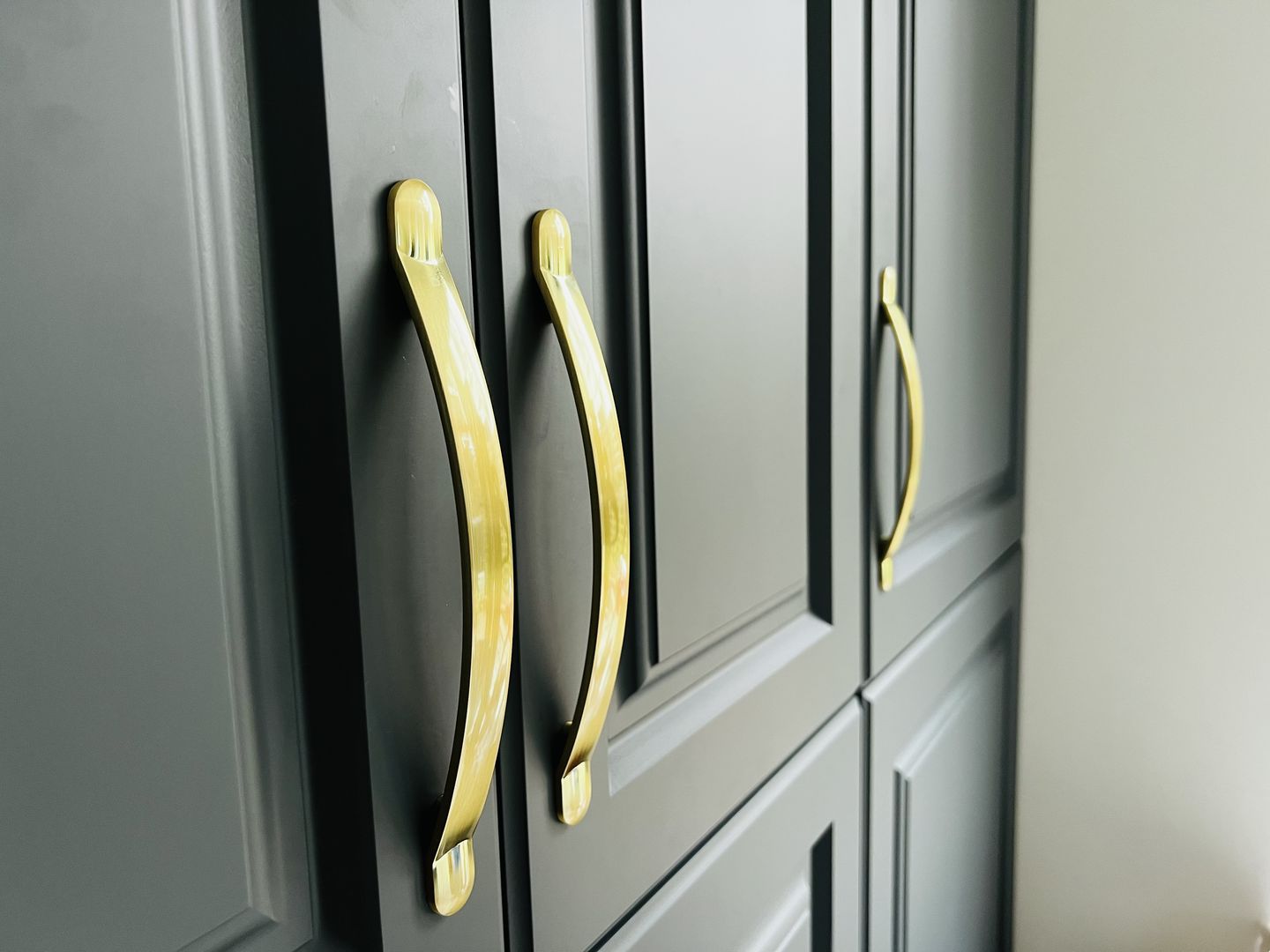 Customer photo review of Monmouth Brushed Satin Brass Cupboard Handles