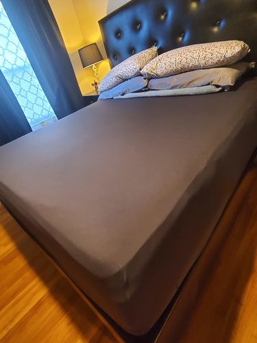 Customer photo review of 4 Way Stretchable Elastic Fitted Bedsheet
