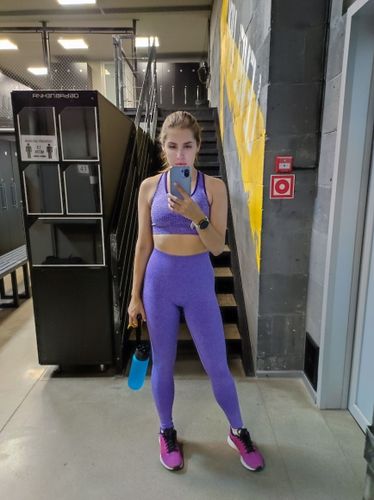 Customer photo review of Lyft High-Waist