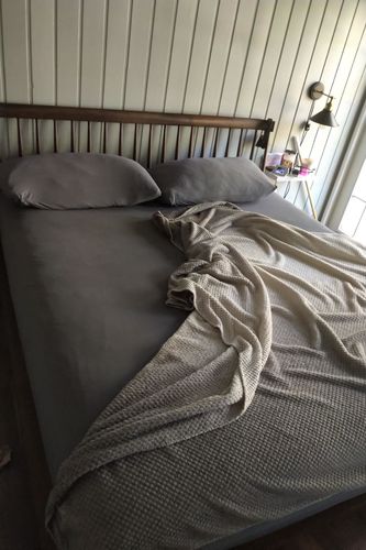 Customer photo review of 4 Way Stretchable Elastic Fitted Bedsheet