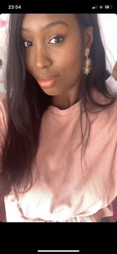 Customer photo review of Front lace 4x4" Body Wave Brun Foncé