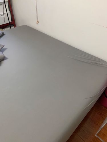 Customer photo review of 4 Way Stretchable Elastic Fitted Bedsheet