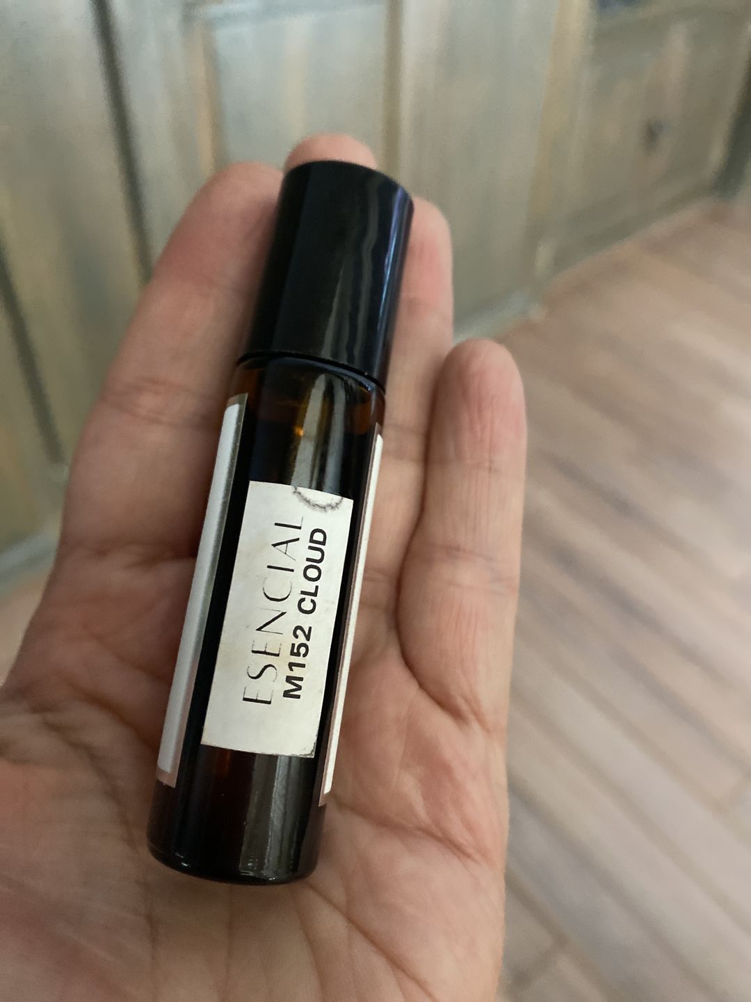 Customer photo review of M000 Esencia de Perfumería para Mujer (M101-M170)