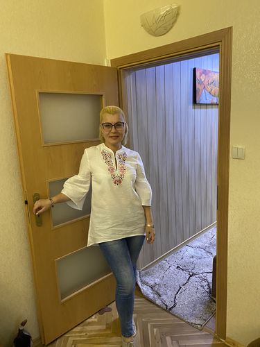 undefined review of Дамска риза бродирана с шевица "Плодородие" в пастелни тонове image 1 out of 1