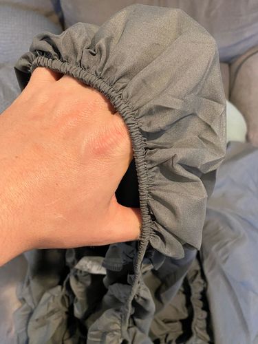 Customer photo review of 4 Way Stretchable Elastic Fitted Bedsheet
