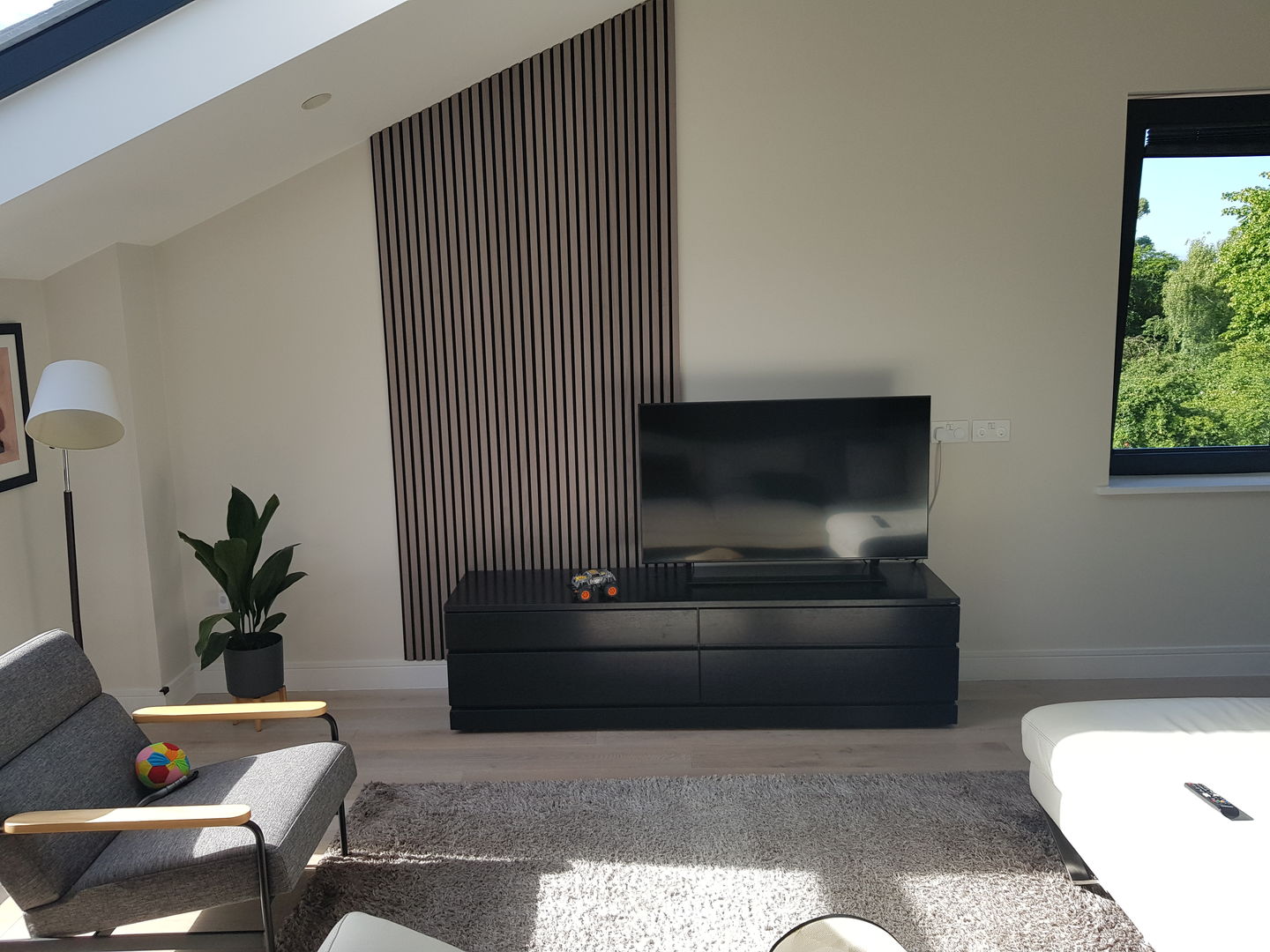 Customer photo review of SlatWall Acoustic Grey Oak