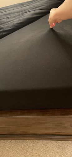 Customer photo review of 4 Way Stretchable Elastic Fitted Bedsheet
