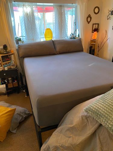 Customer photo review of 4 Way Stretchable Elastic Fitted Bedsheet