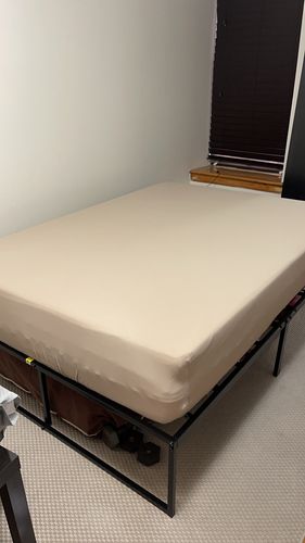 Customer photo review of 4 Way Stretchable Elastic Fitted Bedsheet