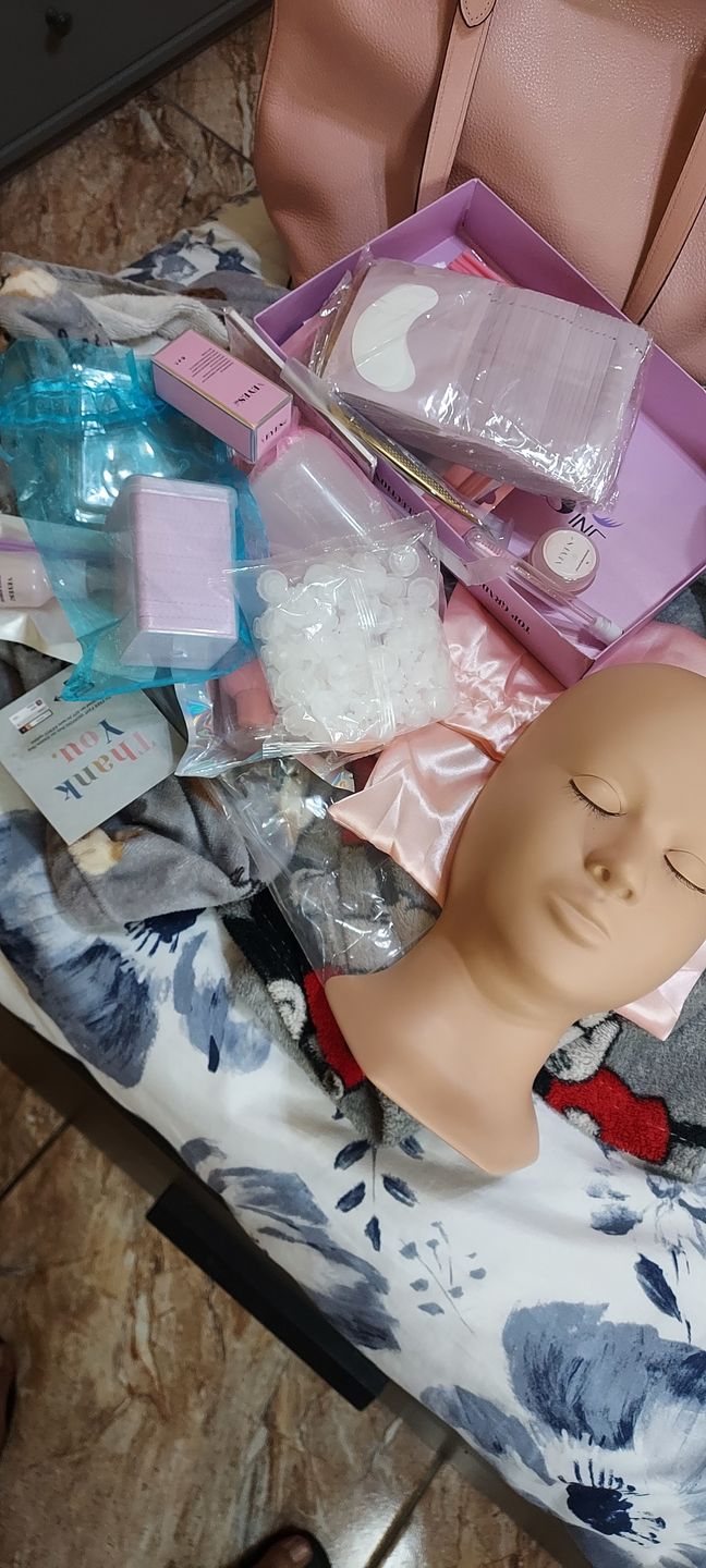 Customer photo review of Classic Eyelash Students Training Kit