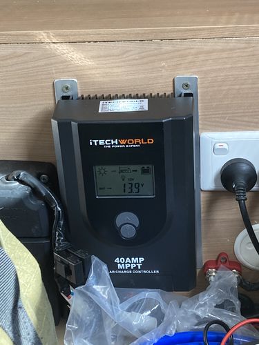 Customer photo review of iTechworld 40A 12/24v MPPT solar charge controller