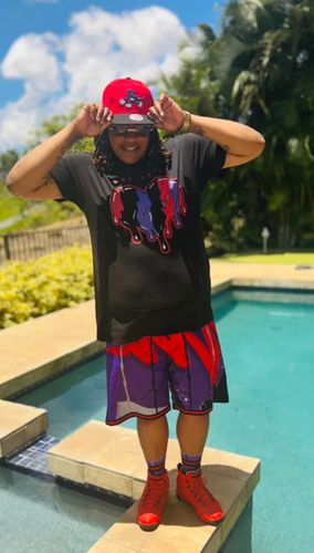 Customer photo review of S.H Unisex Shirt Match Jordan 4 Retro Raptors