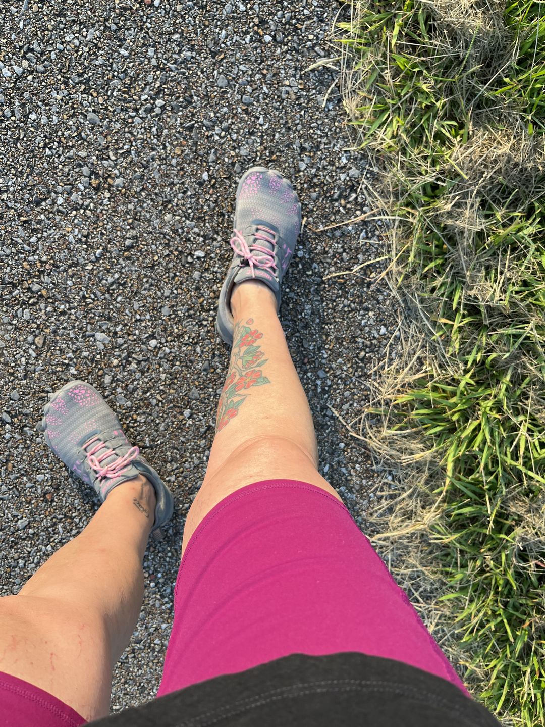 Customer photo review of Hiitave  Women’s Barefoot Minimalist water shoes