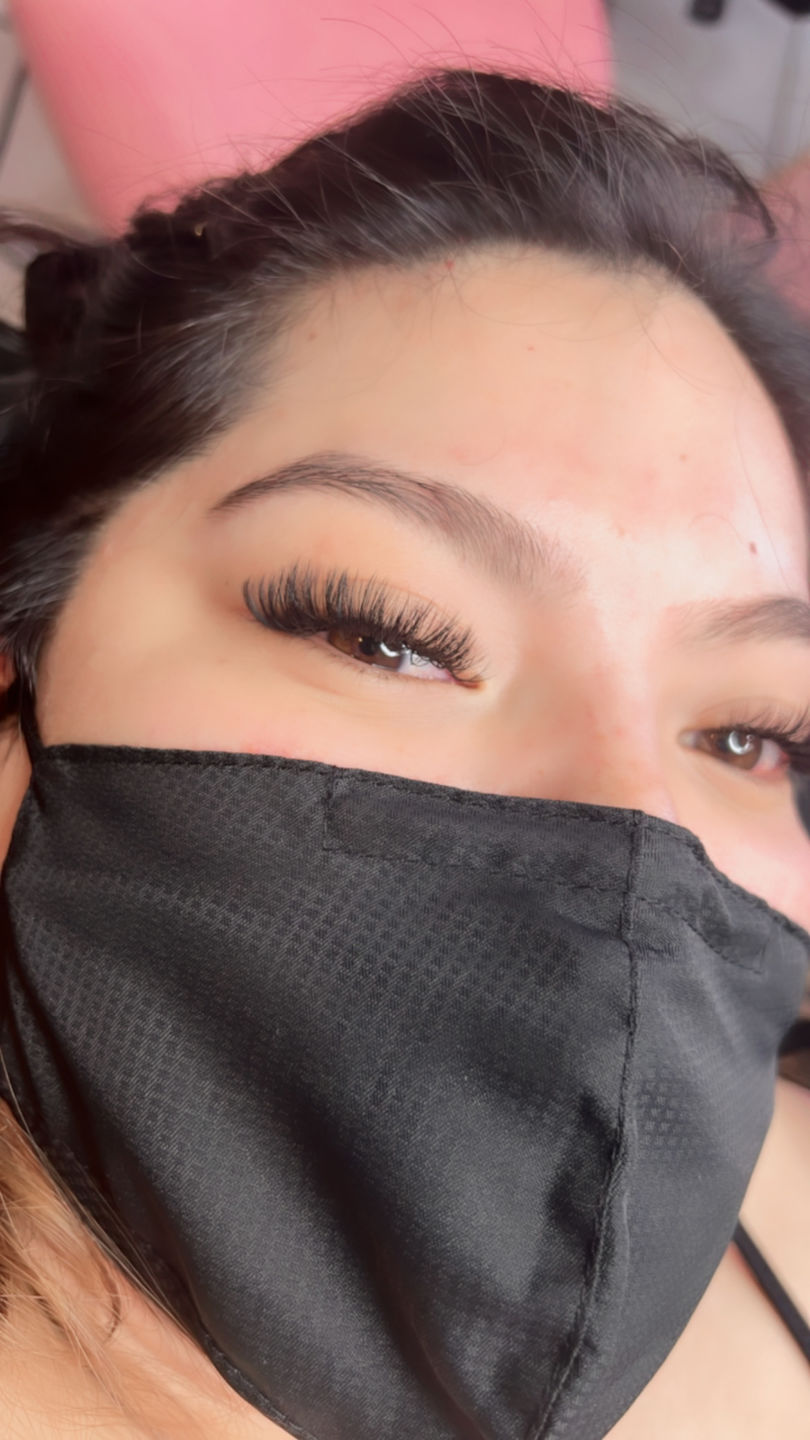 Customer photo review of VELOUR LASH ADHESIVE