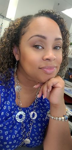 Customer photo review of Curly Hair Wash and Go System with Organic Jojoba Oil for Moisturizing Hair with Lavender Fragrance (Step 1 - 4)