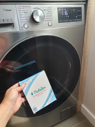 Customer photo review of Eco-Tiras de Detergente 40 lavados Natulim