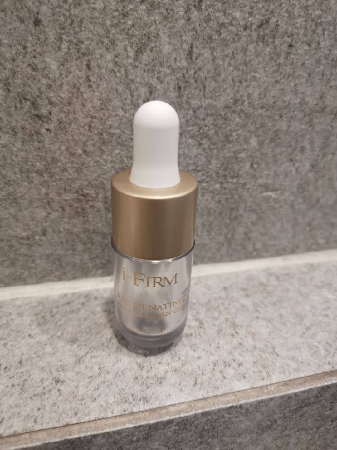Customer photo review of i-FIRM Rejuvenating Pro-Collagen Oil 5mL