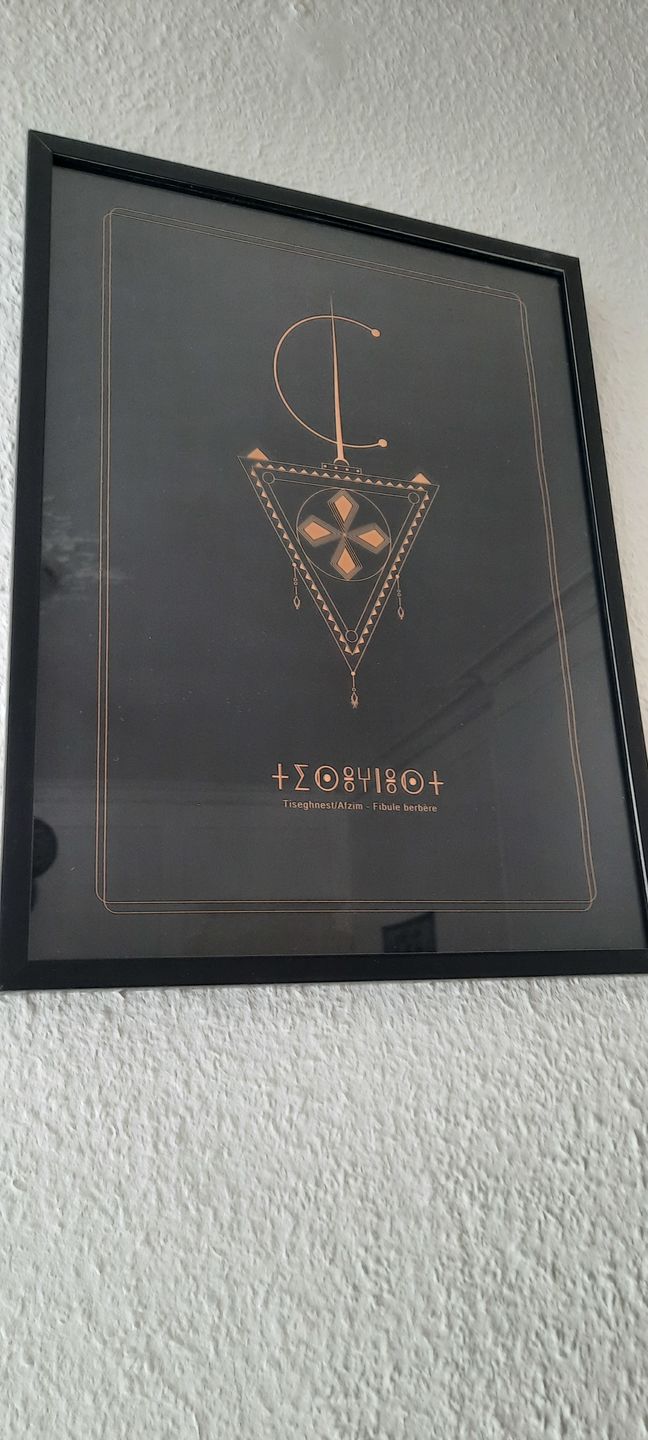 Customer photo review of Affiche Murale "Thasaghnest - Afzim/thafzimt"