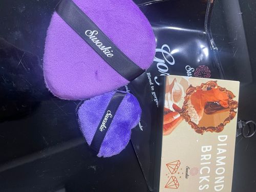 Customer photo review of Gorge Me