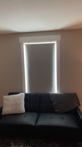 Customer photo review of SmartWings Motorized Roller Shades 100% Blackout Essential