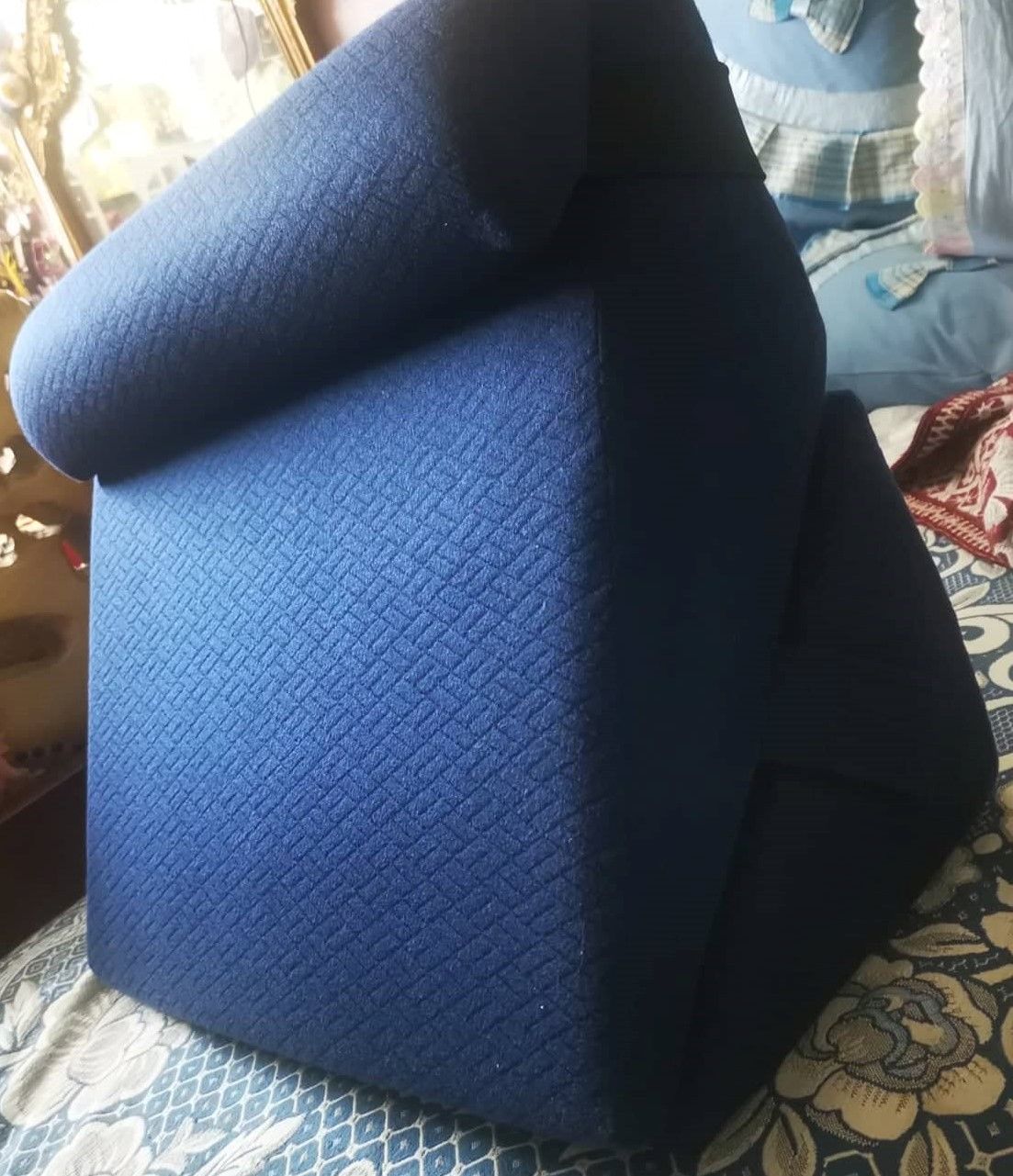 Customer photo review of Reed- 3 Pieces Orthopedic Bed Wedge Pillow Set