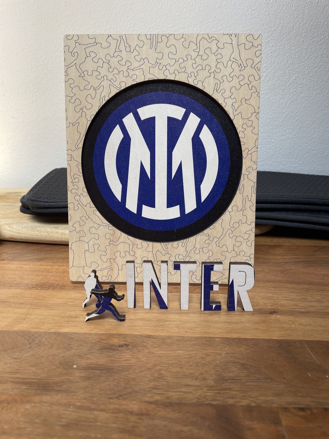 Customer photo review of Official Inter Logo Wooden Puzzle