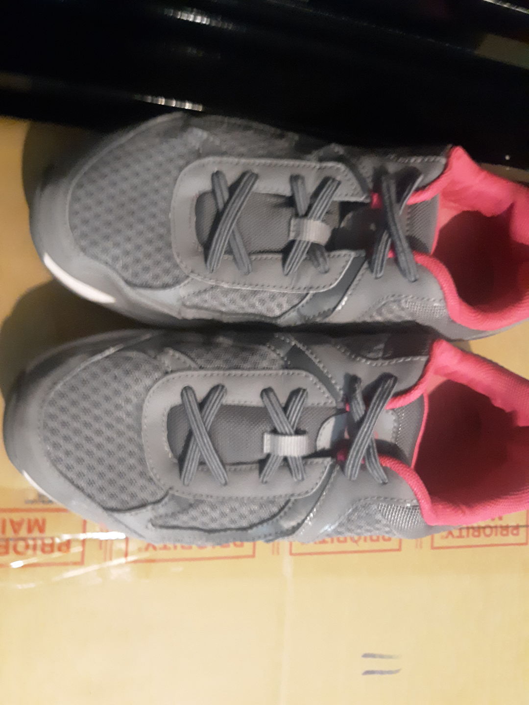 Customer photo review of U-Lace Slims - White