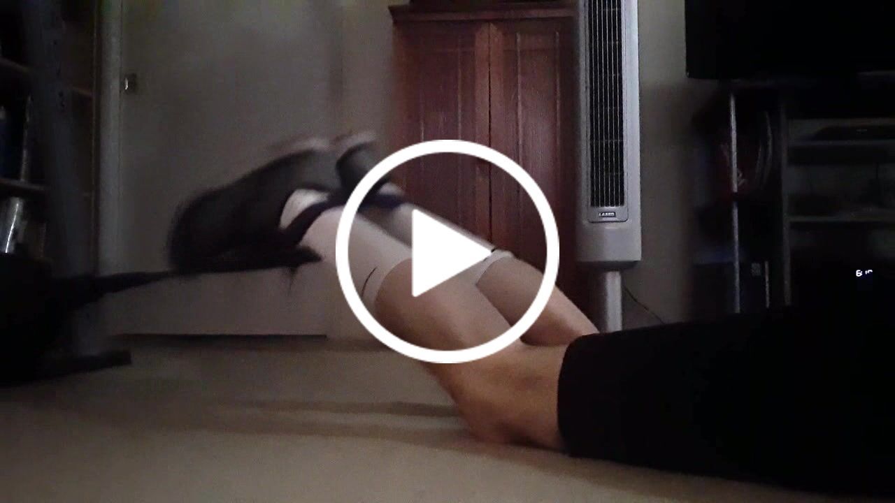 Customer video review of 7/8" by 41" loop Resistance Band Black 50 LBS