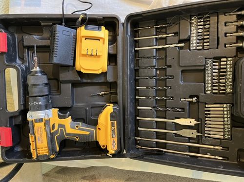 Customer photo review of Rotomartillo Taladro Inalambrico Atornillador 20v 300w 69pz