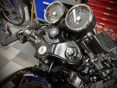 Customer photo review of Amortisseurs TOPLINE GAZ YSS Royal Enfield Interceptor / Continental 650