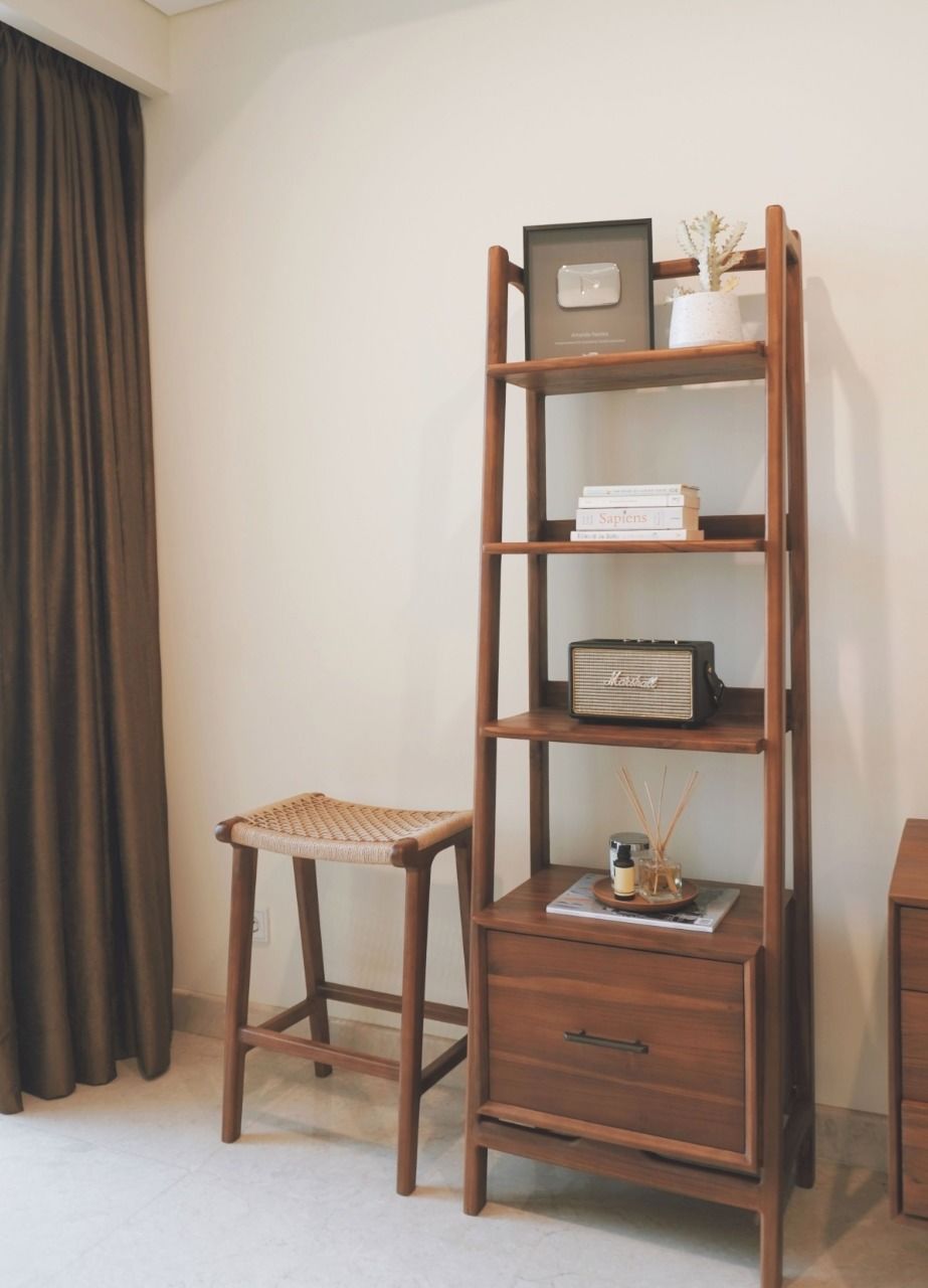 Customer photo review of Solid Teak Wood Shelf with 3 Tiers and 1 Drawer