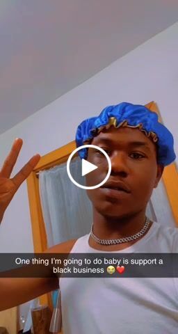 Customer video review of Mommy & Me Bonnet