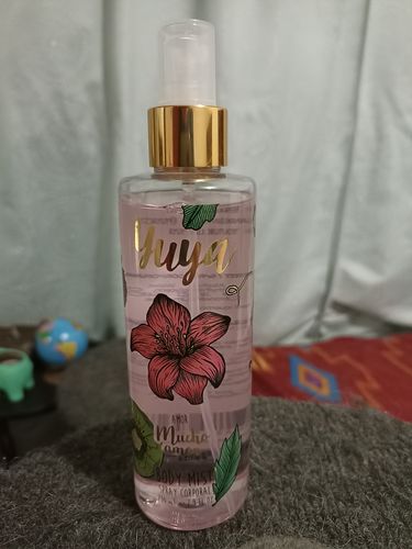 Customer photo review of Body Mist  "Amor Mucho Amor"