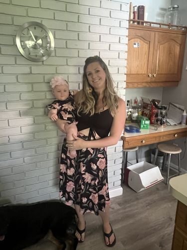 Customer photo review of Scoop Neck Floral Print Dress For Mom & Girl