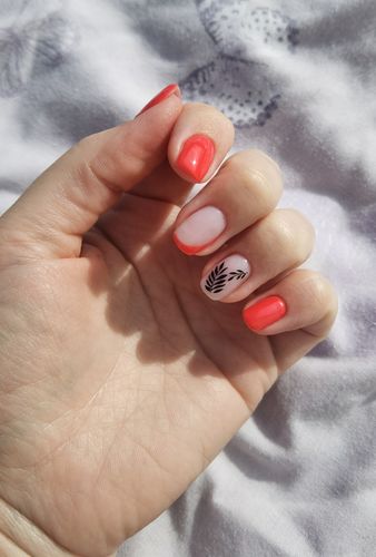 Customer photo review of Gel polish Studios, Persian coral,  8ml