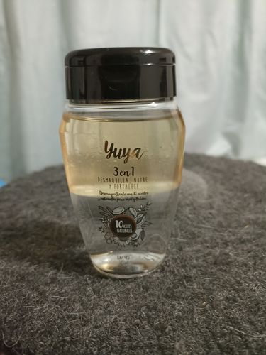 Customer photo review of 3 en 1 Desmaquillante bifásico